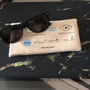 Your price😉 Toms sunglasses in Great Condition